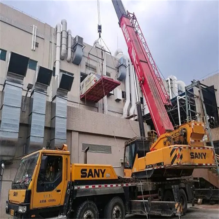 高场办事处一百吨吊车吊臂多长